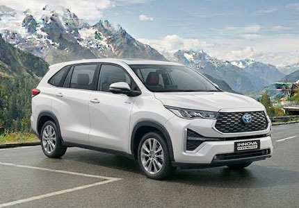 Innova Hycross