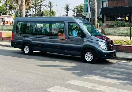 Urbania Traveller 12 Seater